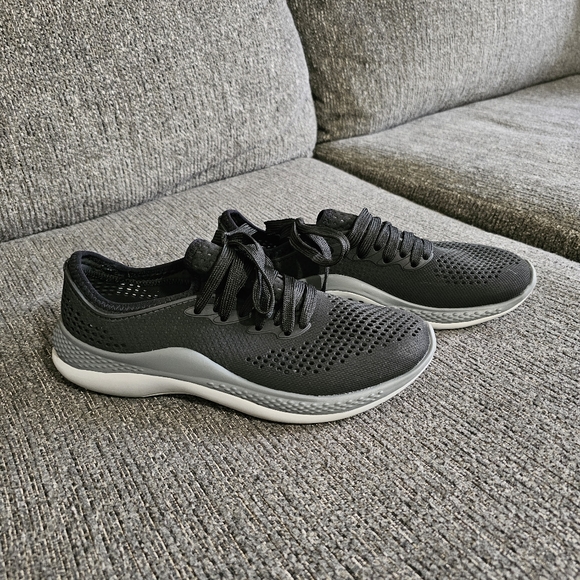 Crocs Women's Literide 360 Pacer - Picture 2 of 13